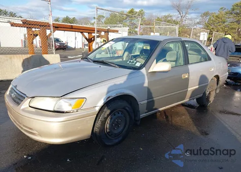 1999 Toyota Camry Le from USA, damaged, VIN 4T1BG22K6XU607324